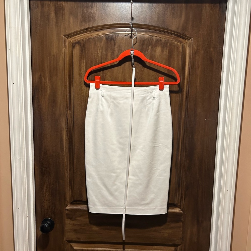 White Amanda & Chelsea Pencil Skirt